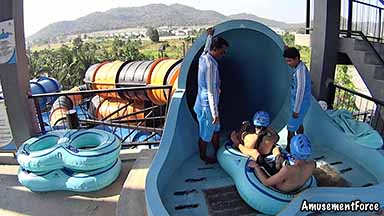 Black Mountain water park 3