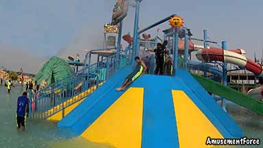 Blue World Theme Park 11