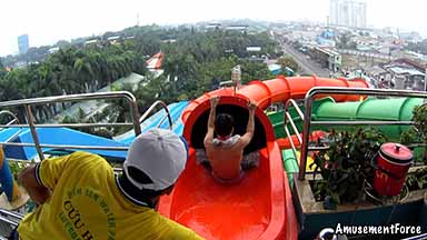 Dam Sen Water Park 14