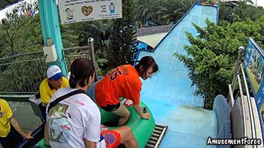 Dam Sen Water Park 24