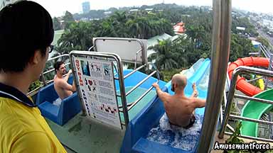 Dam Sen Water Park 0