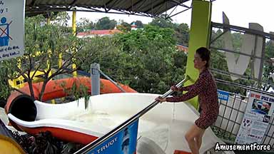 Dam Sen Water Park 8