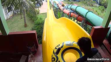 Melaka Wonderland Waterpark 13