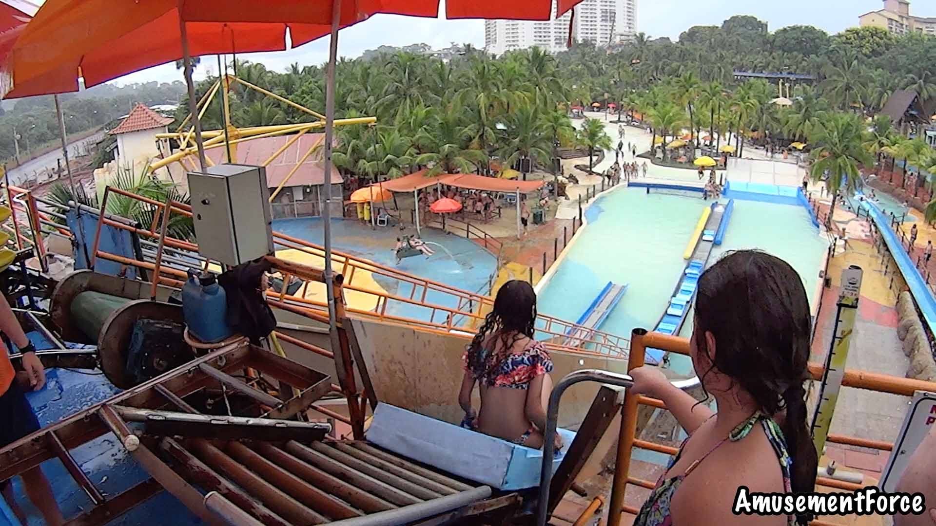 Parque Aquático Thermas dos Laranjais 8