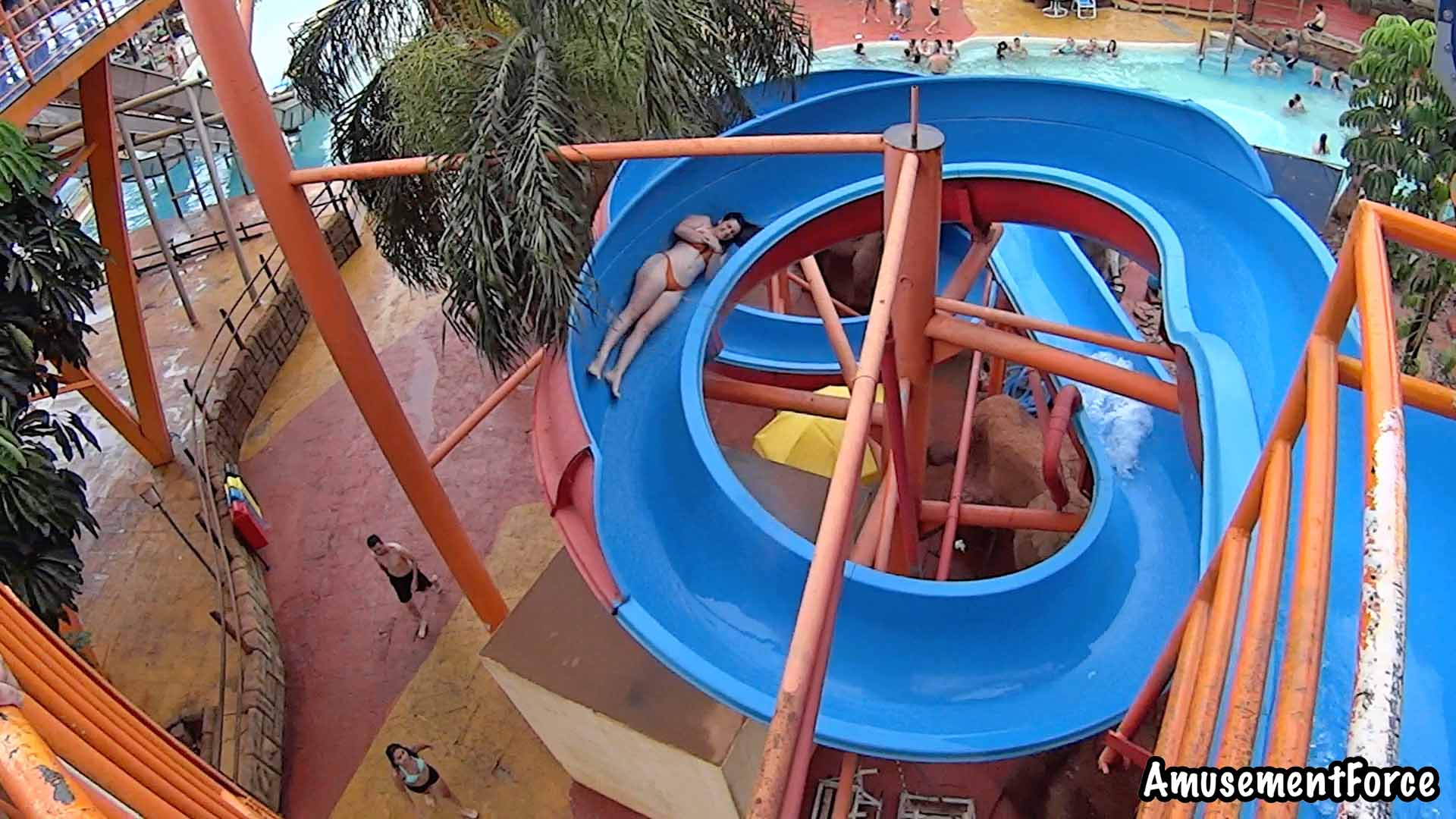 Parque Aquático Thermas dos Laranjais 13