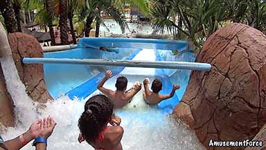 Parque Aquático Thermas dos Laranjais 11
