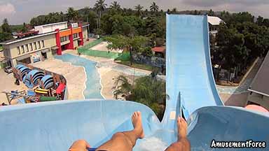 Splash Jungle Water Park 7