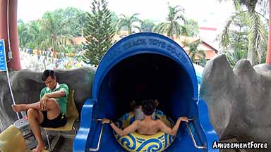 Thanh Le Water Park 9