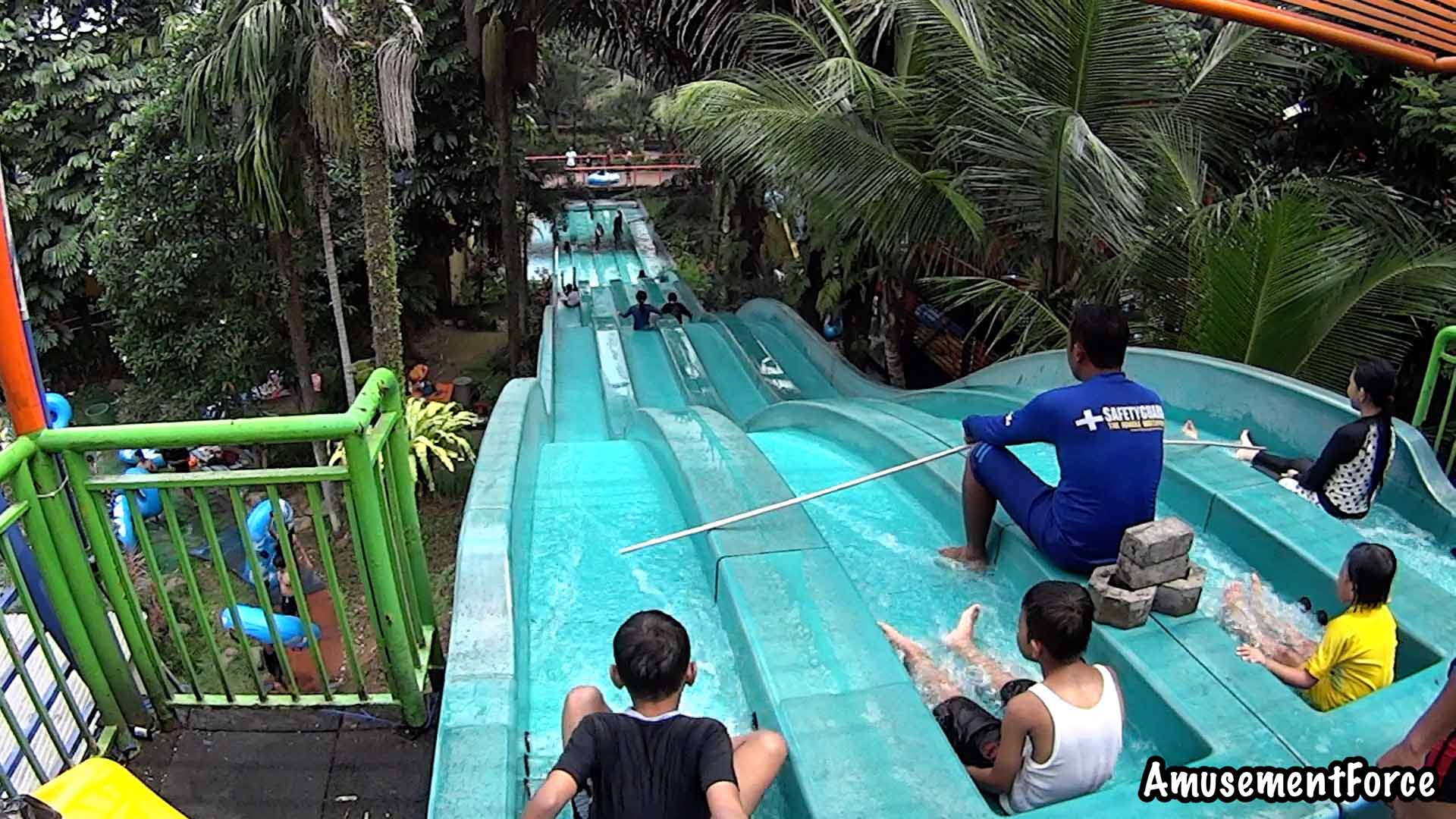 The Jungle Waterpark in Bogor, Indonesia - rides, videos, pictures and