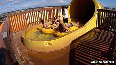 Wet 'n' Wild Hawaii 22