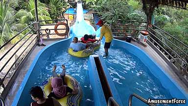 Wet World Water Park 8