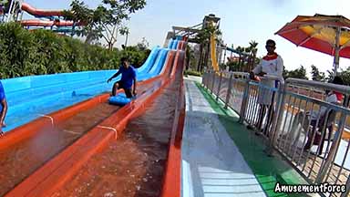 Worlds of Wonder Waterpark 30