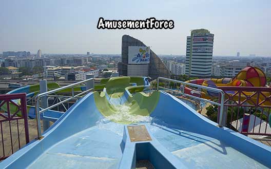 Pororo Water Park in Bangkok, Thailand